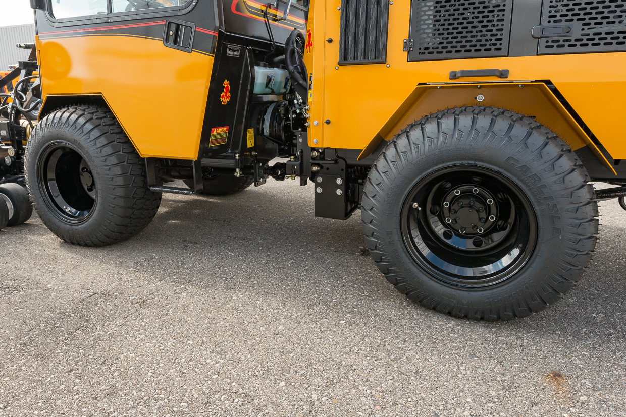 trackless vehicles summer turf tires option